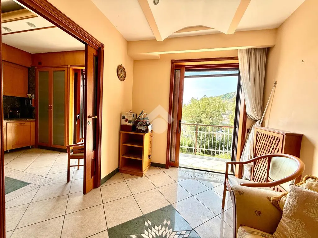Séjour - Spacious Apartment with Balcony in Naples