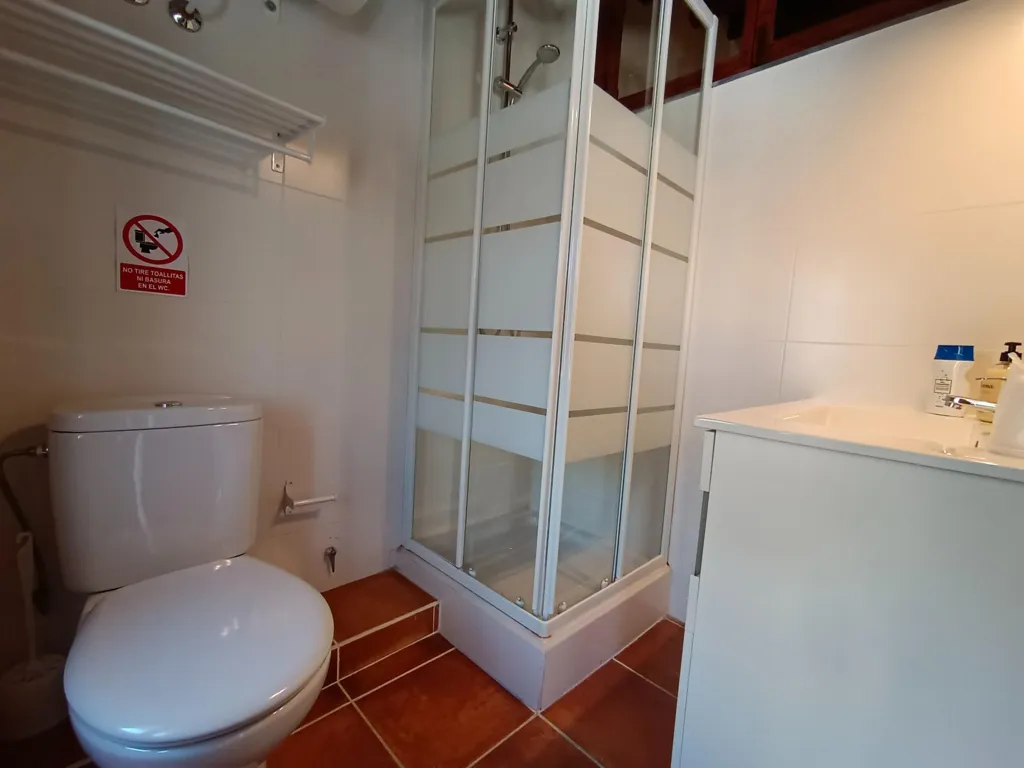 Salles de bain - Local commercial 9 pièces à Alicante/Alacant