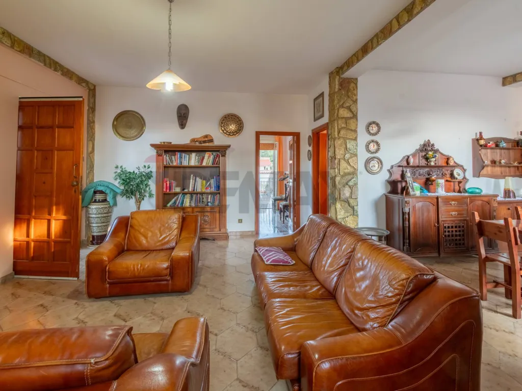 Séjour - Villa with Garden and Terrace in Carini
