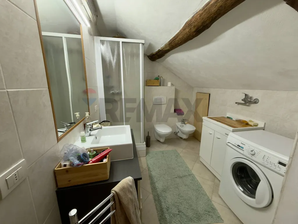 Vannitoad - Historic Apartment with Lake View in Cannobio