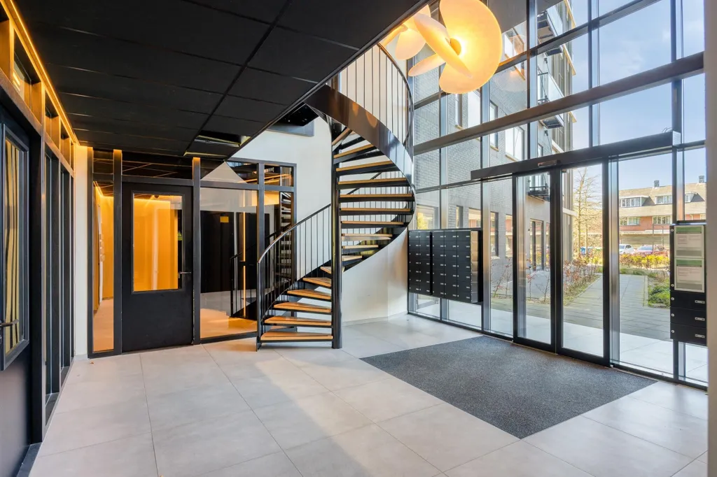 Pièces - Luxury Apartment with Parking in Rotterdam