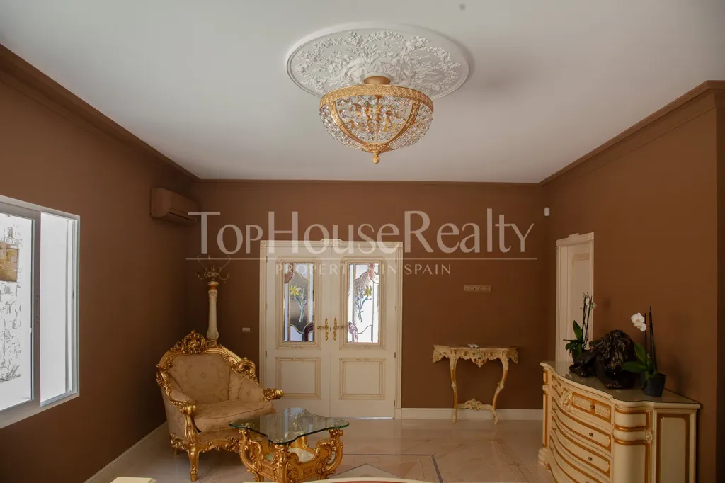Entrée - Luxury Villa with Panoramic Views in Altea