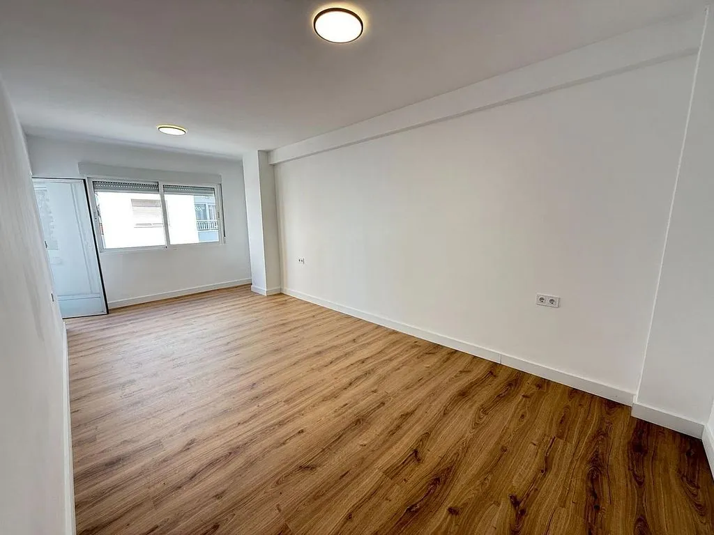 Toad - Apartment with Balcony in Torrevieja Centre