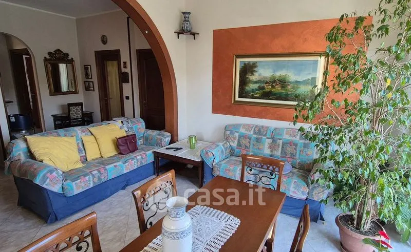 Soggiorno - Rustic Bifamily Villa with Garden in Trecate