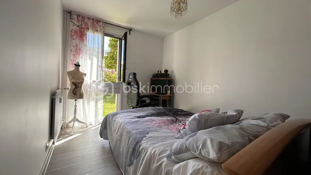 Chambres - Appartement T3 avec Balcon à Echirolles