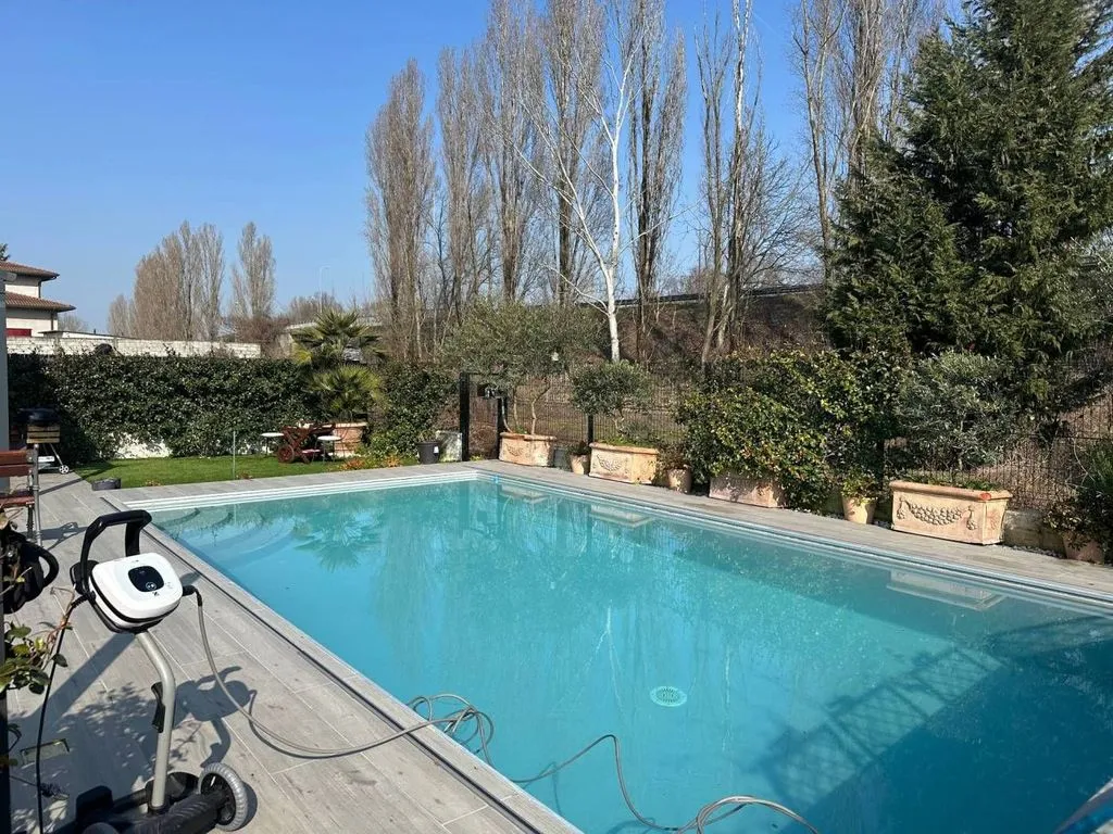 Piscine - Luxury Terraced House with Pool in Lodi