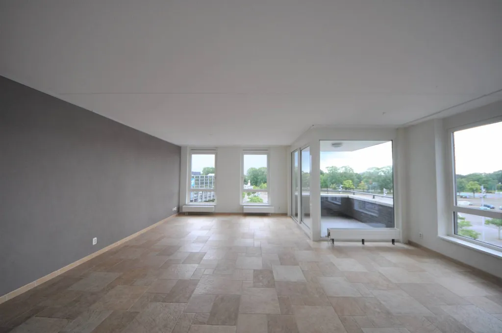 Elutuba - Apartment with Balcony in Breda Centre