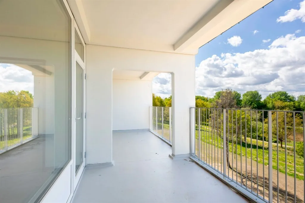 Balcony - Two-Bedroom Flat in Bøgeparken, Odense NØ