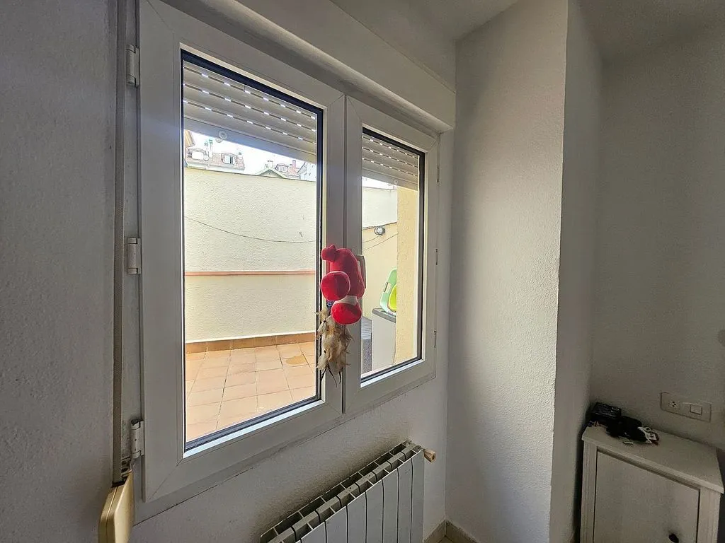 Rooms - Ground Floor Flat with Patio in El Espinar