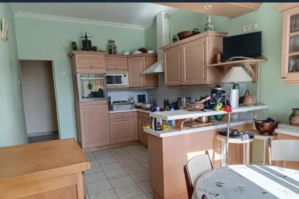 Cuisine - Appartement de 6 Pièces sur Quai à Sète