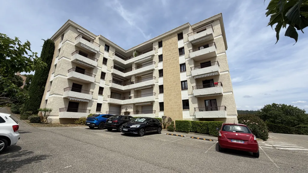 Välivaade - Studio with South Terrace in Greoux-les-Bains