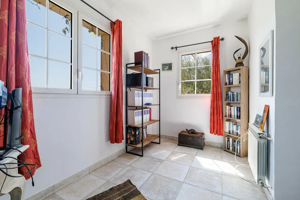 Kabinet - Charming 1920s Villa with Pool in Vence