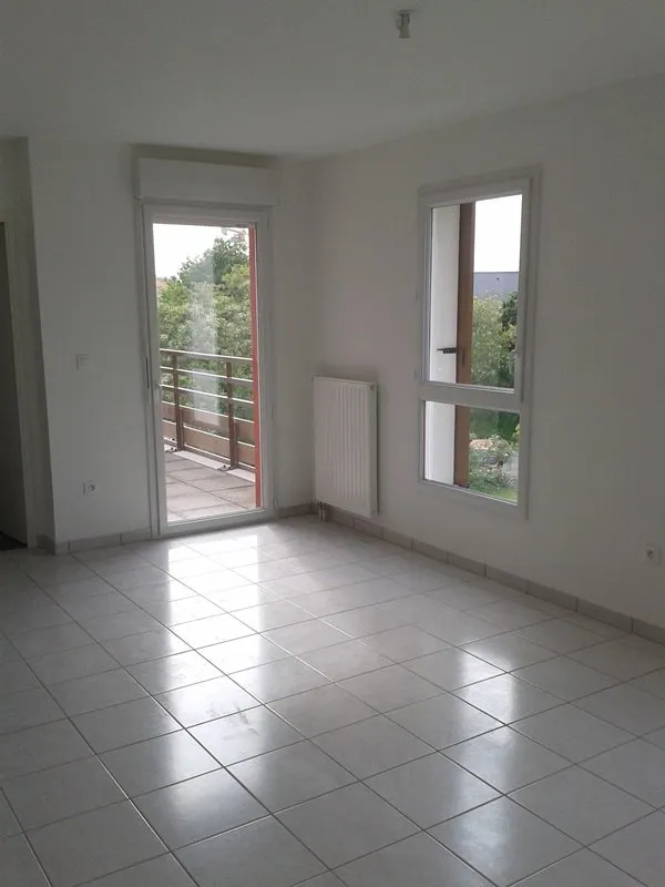 Soggiorno - T2 Flat with Balcony in Saint Herblain Bourg