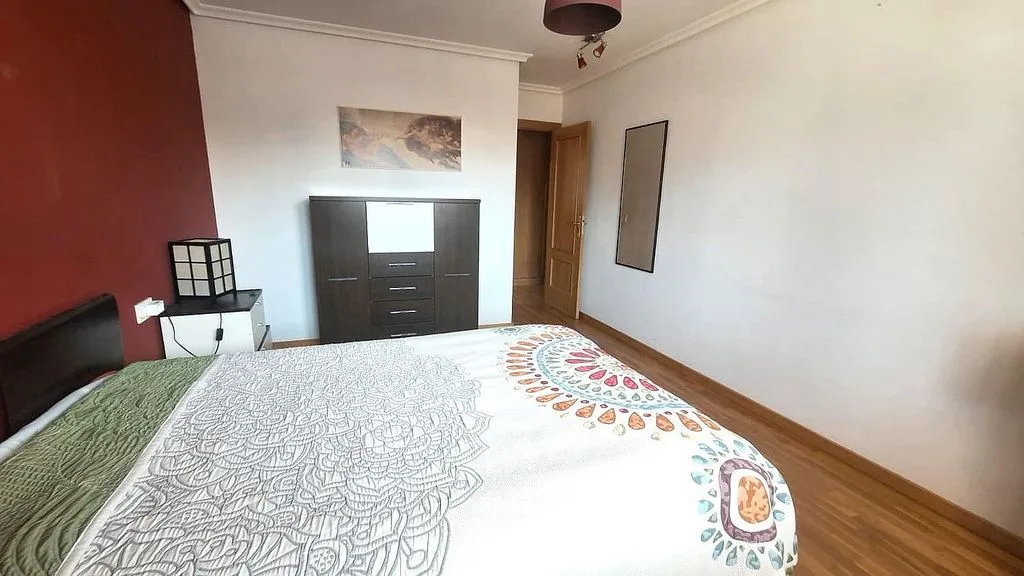 Bedrooms - Duplex with Garage in Ponferrada Centre