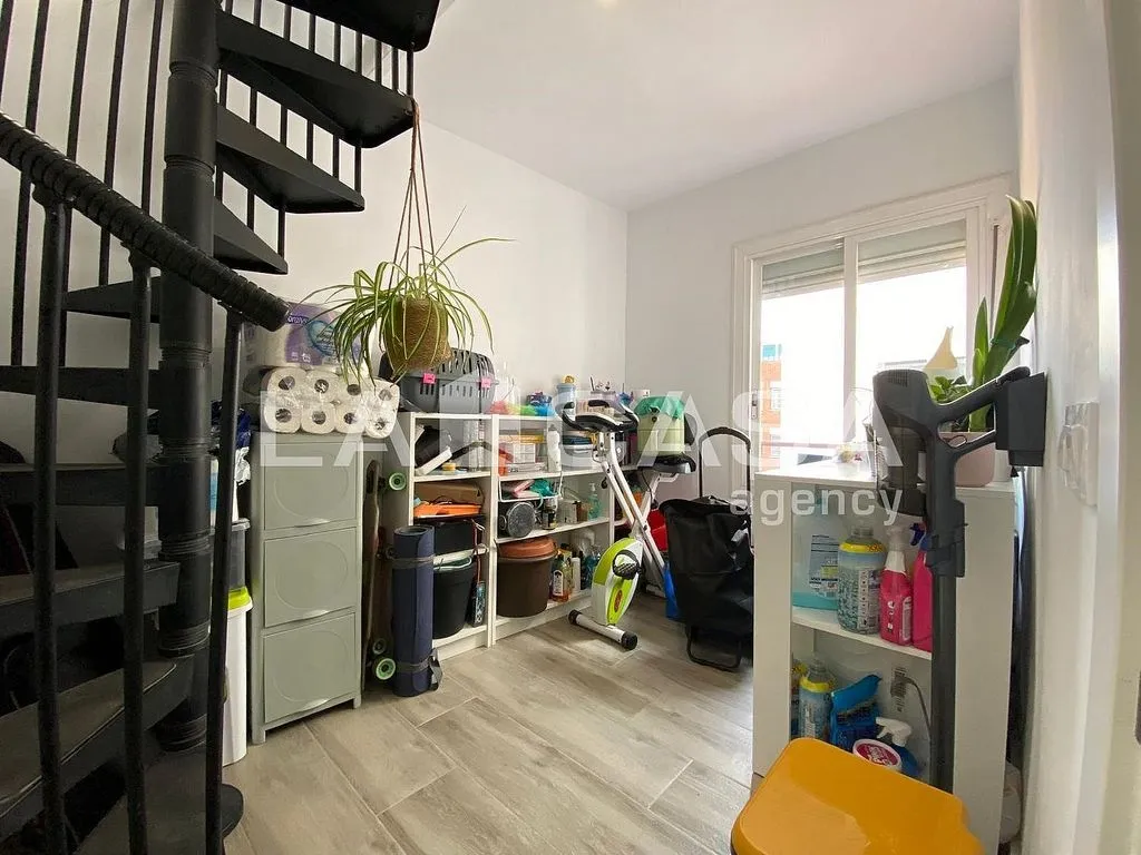 Pesuköök - Duplex with Balcony in Santa Coloma de Gramenet