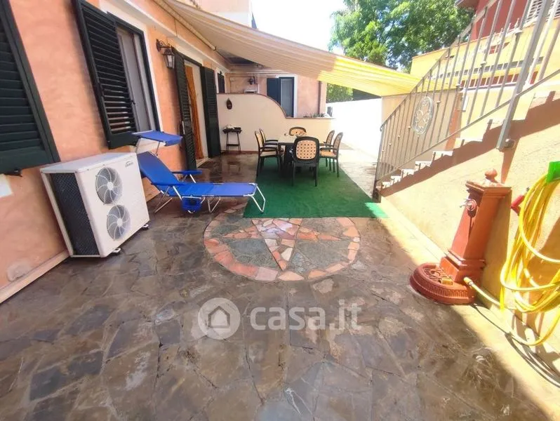 Terrass - Ground Floor Apartment with Private Courtyard in Bosa
