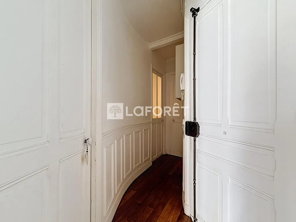 Entrée - Studio Art Nouveau avec Ascenseur à Paris 16ème