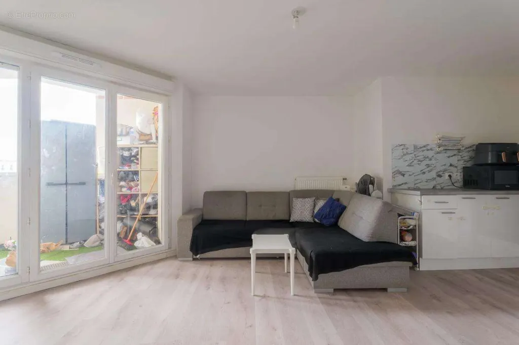 3-room apartment in Le Blanc-Mesnil