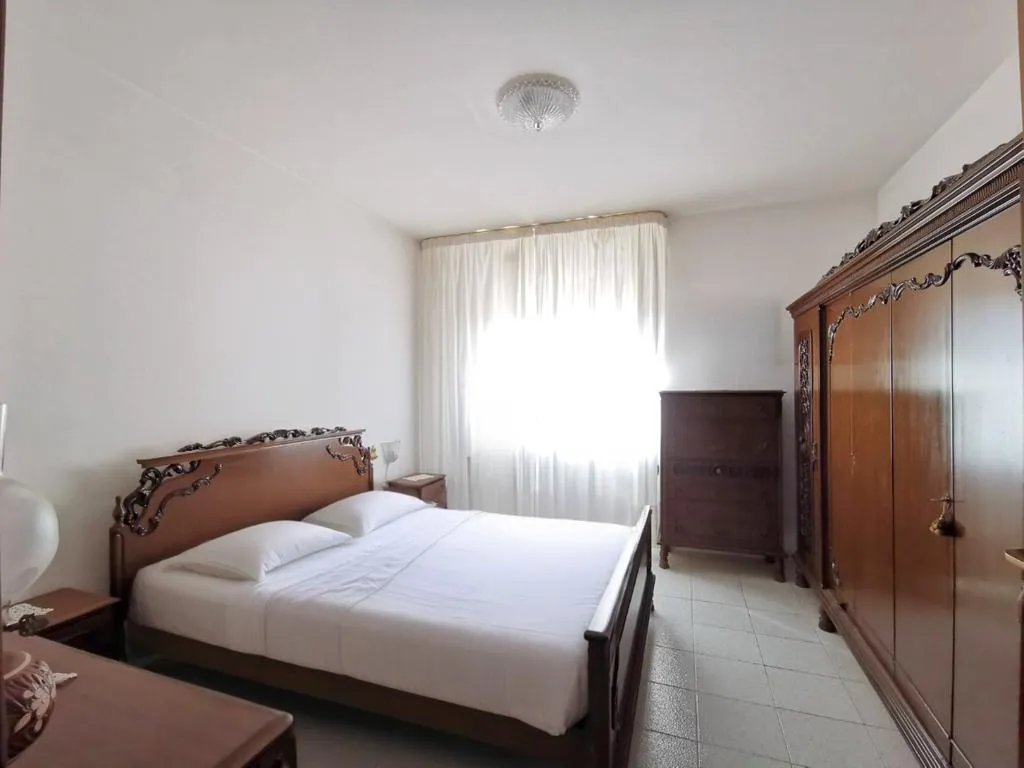 Chambres - Four-Room Apartment with Balcony in Lucera