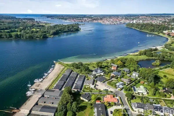 Õhuvaade - Villa with Water Views in Christiansminde