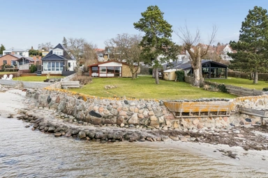 Esterno - Villa with Waterfront Access in Roskilde