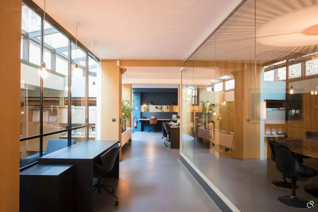 Bureau - Loft Rénové avec Verrière et Fibre Optique