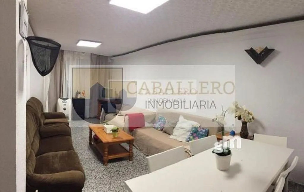 Elutuba - Furnished Flat with Terrace in Murcia Centre