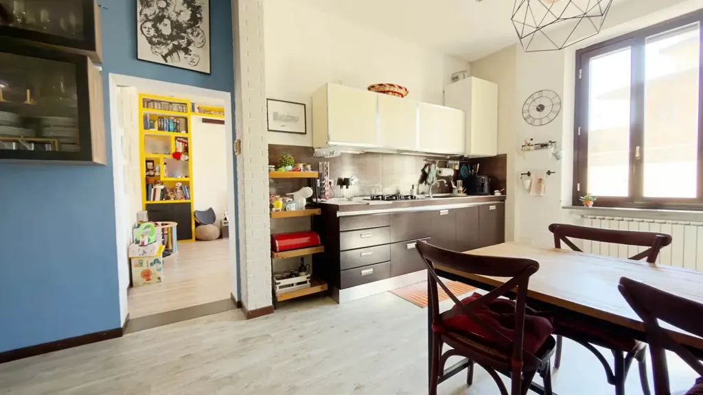 Salle à manger - Rustic-Style Flat with Balcony in Florence