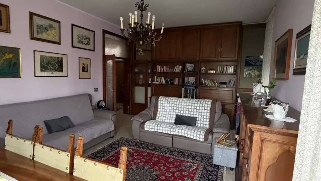 Appartement 4 pièces à IT