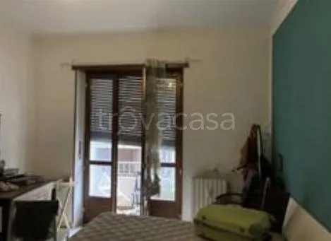Chambres - First Floor Apartment with Balconies in Torino
