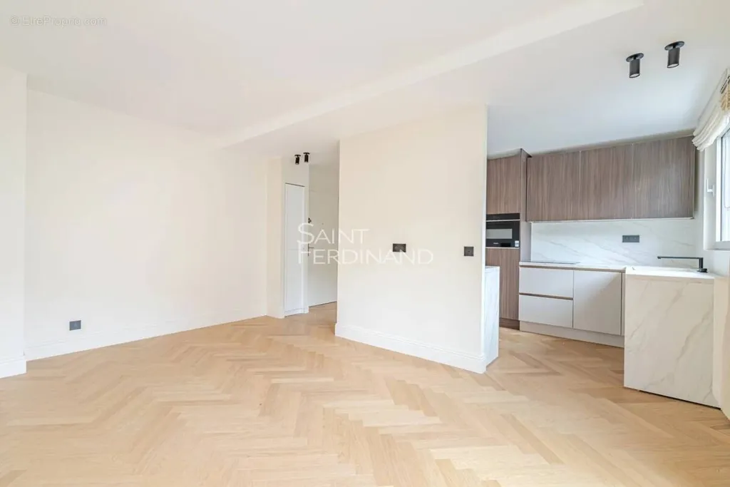 Elutuba - Refurbished 2-Bed Flat with Balcony in Paris 15