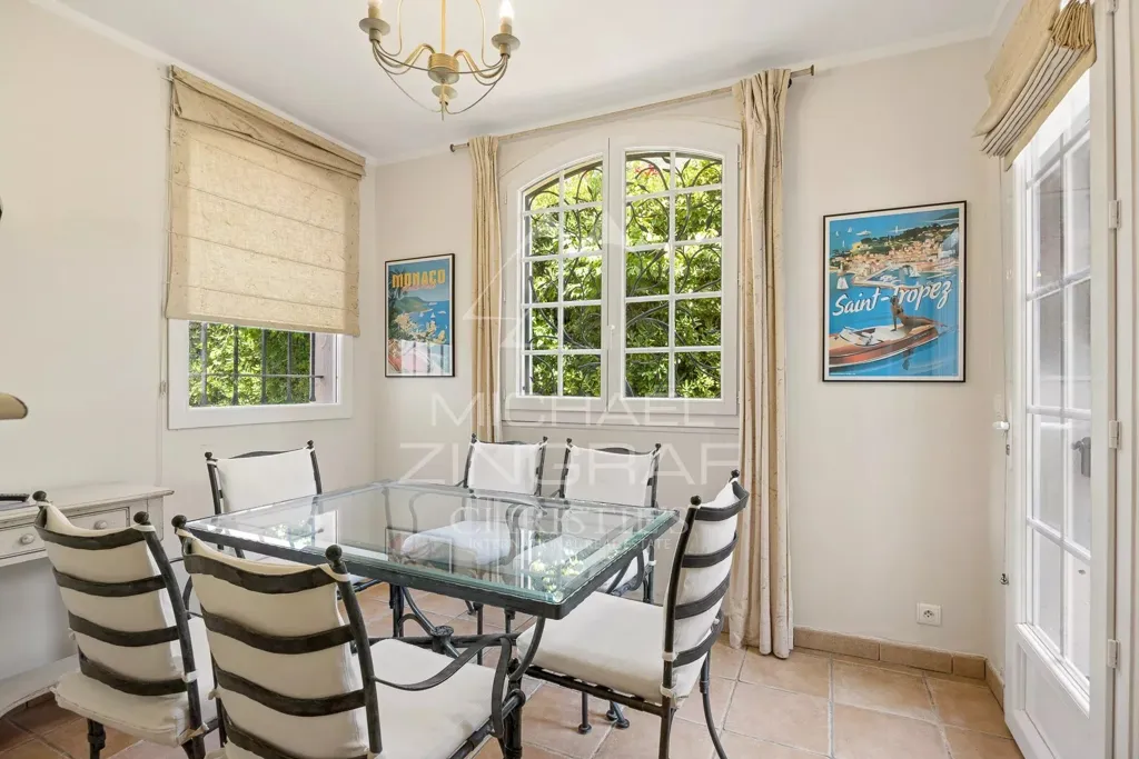 Salle à manger - Villa provençale avec piscine à Cap d'Antibes