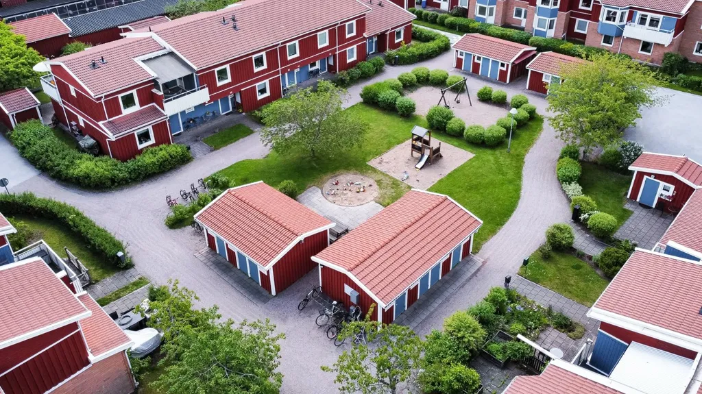 Aerial - Terraced House with Garden in Almby