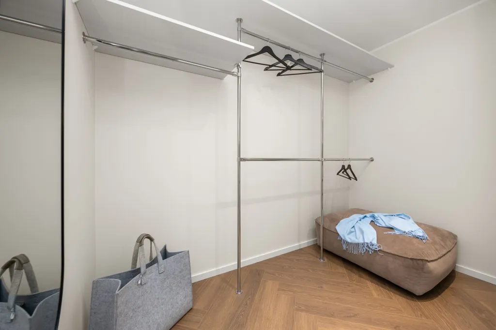 closet_dressing