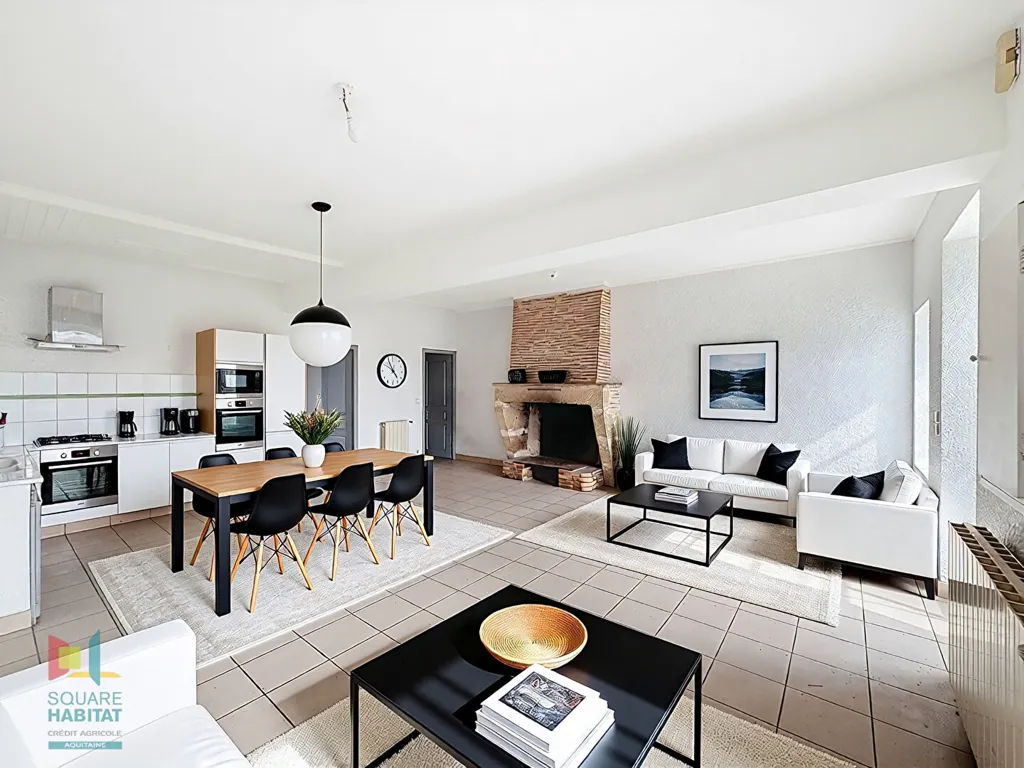 Séjour - Maison en Pierre avec Jardin près de Langon