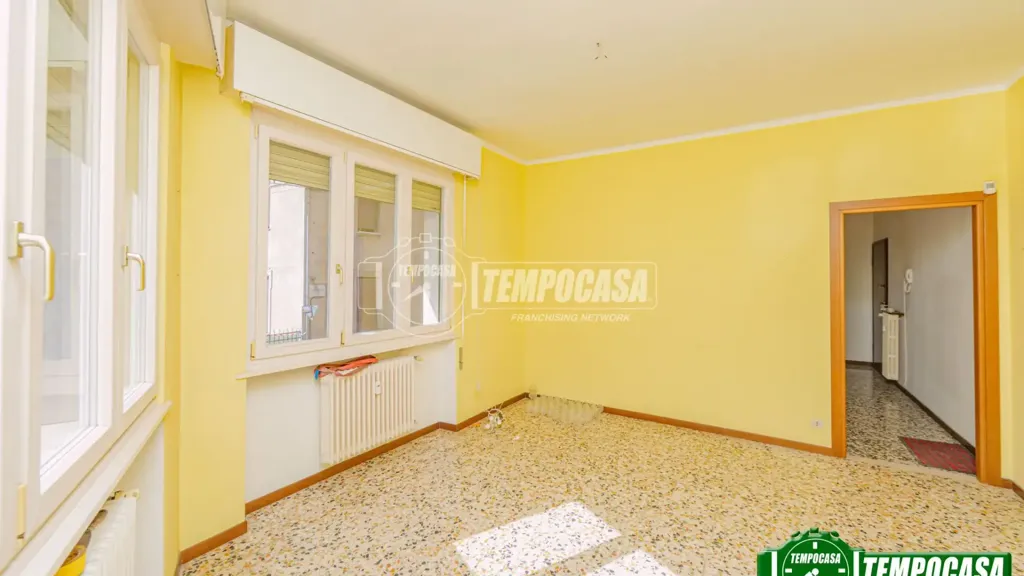 Stanze - Bright 2-Bedroom Apartment in Voghera