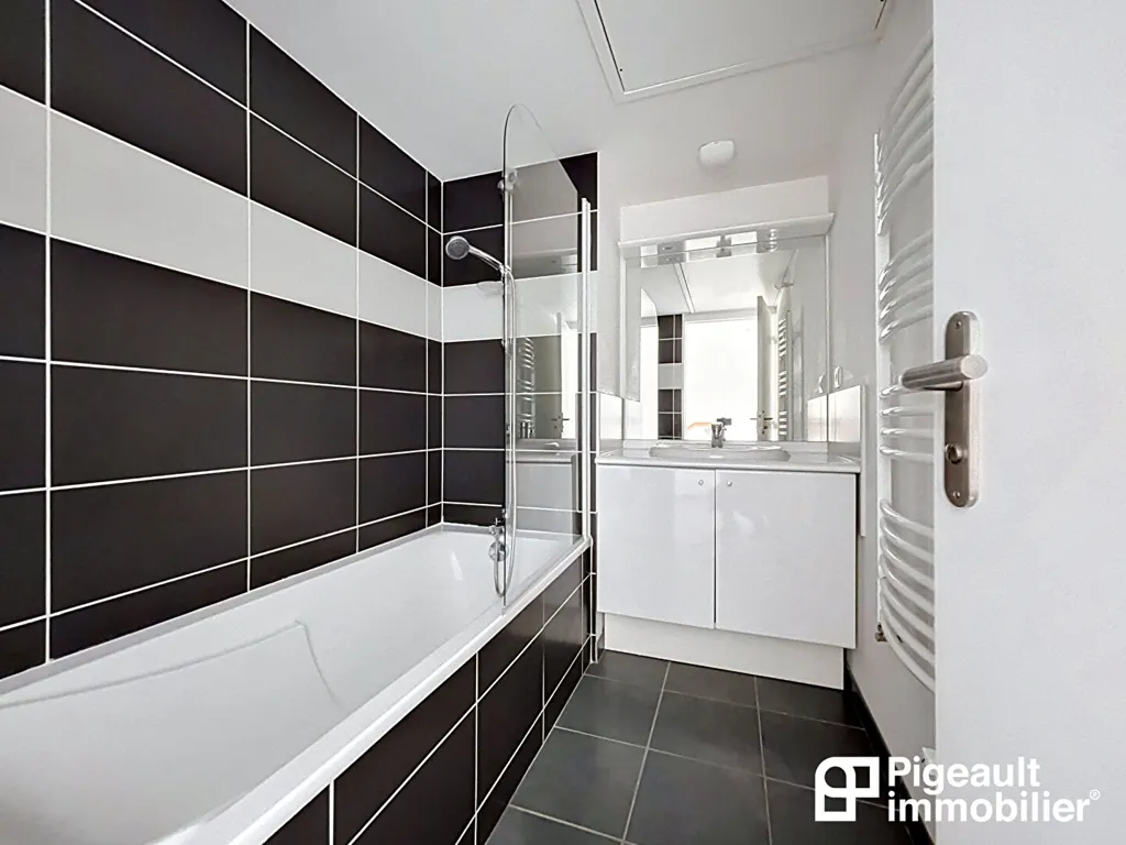 Bagni - Contemporary Maison with Patio in Rennes