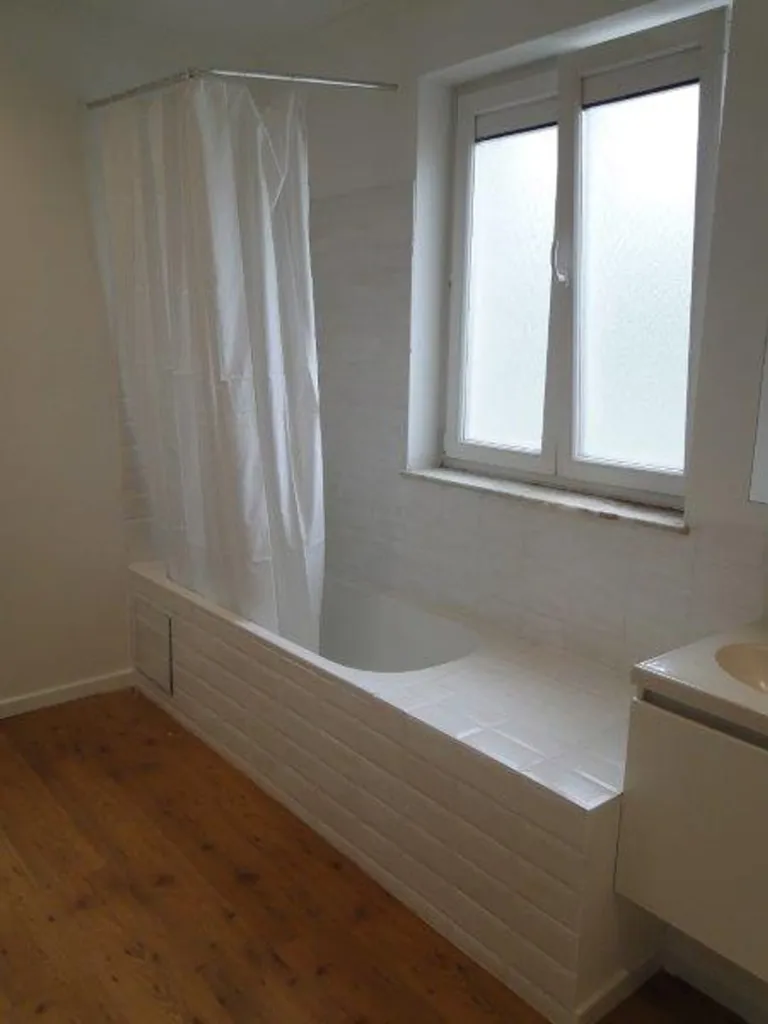 Vannitoad - Spacious 2-Bed Apartment in Hamme-Mille