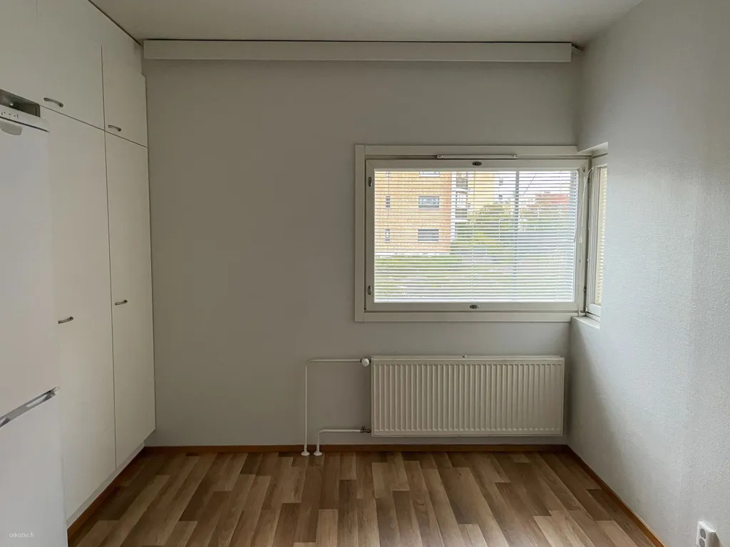 Toad - Spacious Flat with Balcony in Länsimäki, Vantaa