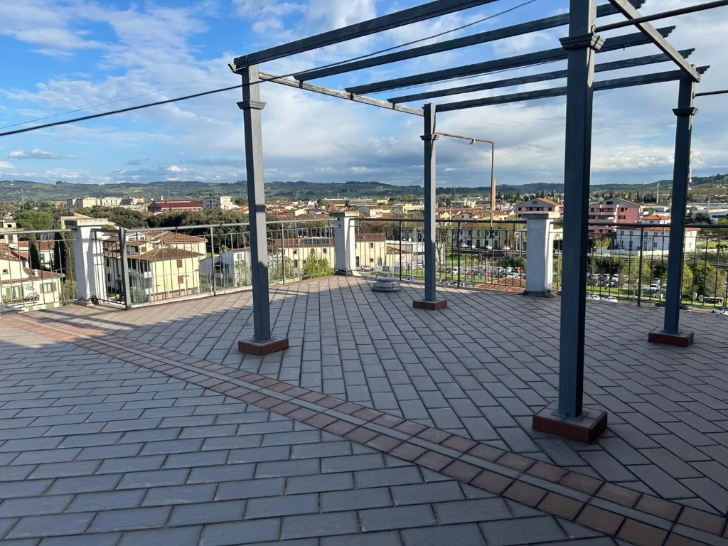 Terrazza - Penthouse with Terraced View in Empoli