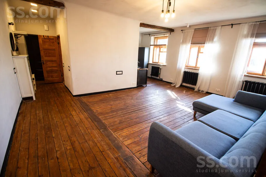Elutuba - Historic Two-Bedroom Flat in Daugavpils