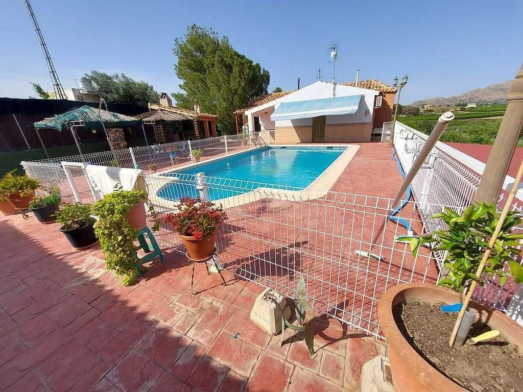 pool_area