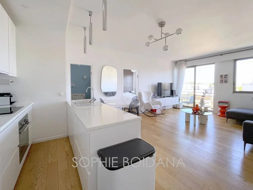 Köök - Luxury Apartment with Balcony in Paris 8th