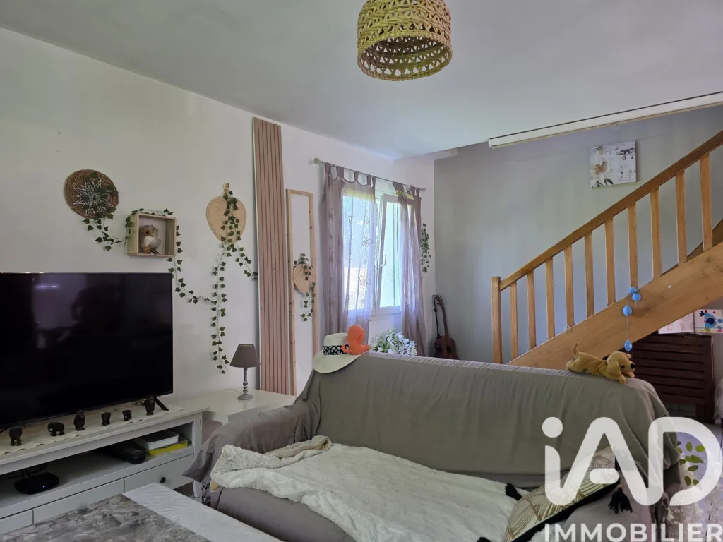 Living Room - Spacious House with Garden in Plédéliac