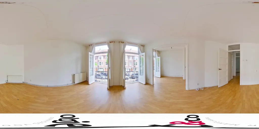 Toad - Charming Two-Bedroom Apartment with Balconies in Amsterdam