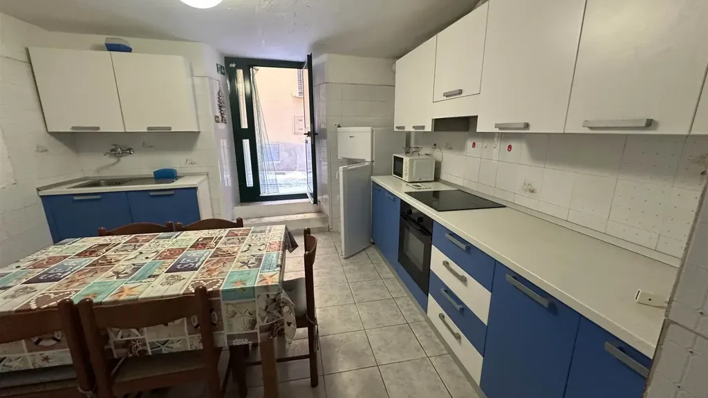 Köök - Beachfront Apartment in Borgo Saraceno, Finale Ligure