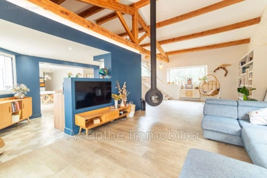 Toutes les photos (9) - Maison avec Piscine et Vue sur Château à Saint-Mathieu-De-Treviers