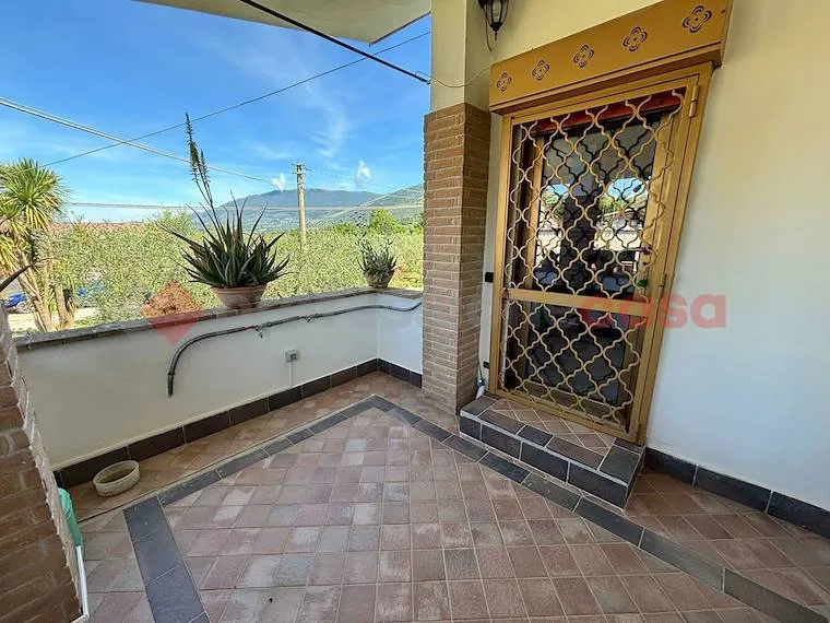 Terrasse - Bright Bungalow Flat with Balcony in Anagni