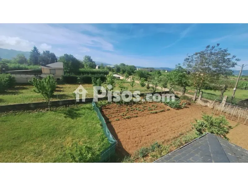Aed - Chalet with Large Garden in Camponaraya