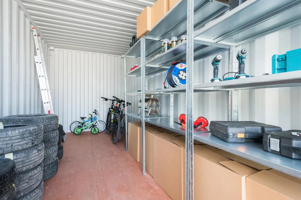 Container Storage with 7 m² Space in Pärnu